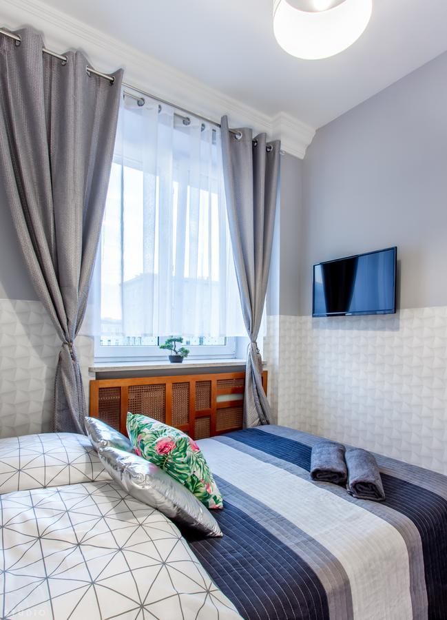 Гостевой дом *ClickTheFlat* Wilcza 33 Street Apart Rooms in the City Center Варшава-12